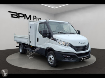 Utilitaire benne Iveco