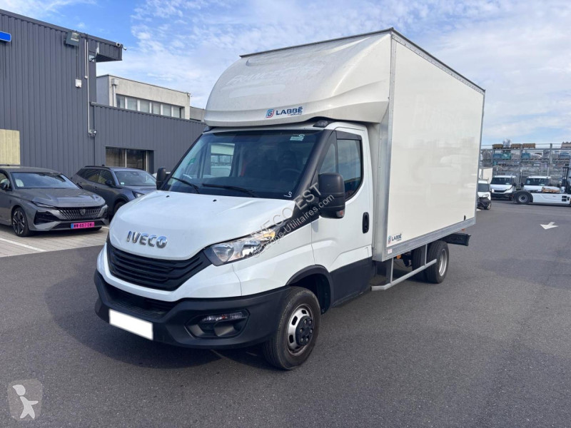 Véhicule utilitaire Iveco CCb 35C16 - 3 litres...