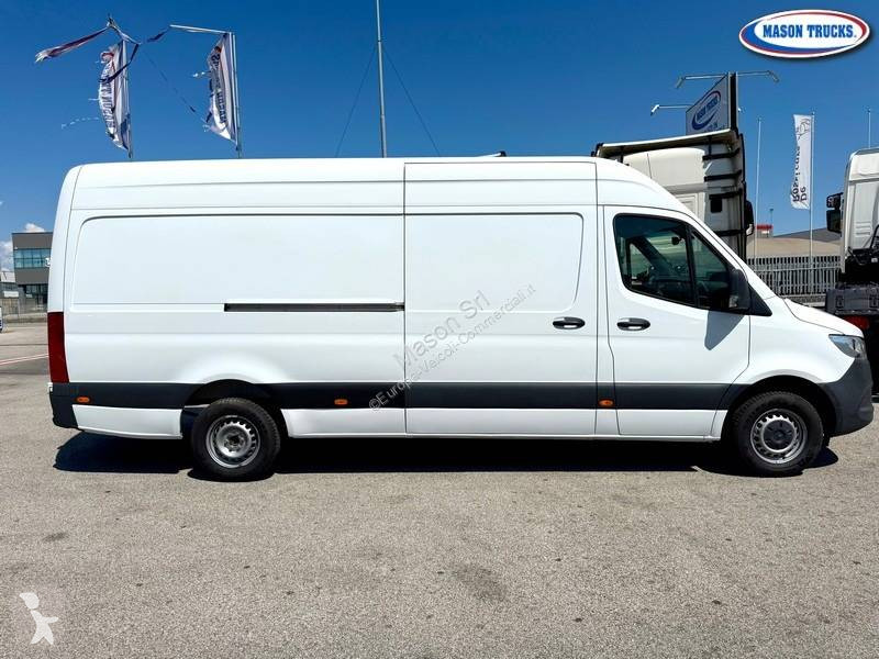 Furgoneta Mercedes