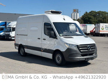 عربة نفعية برّاد Mercedes