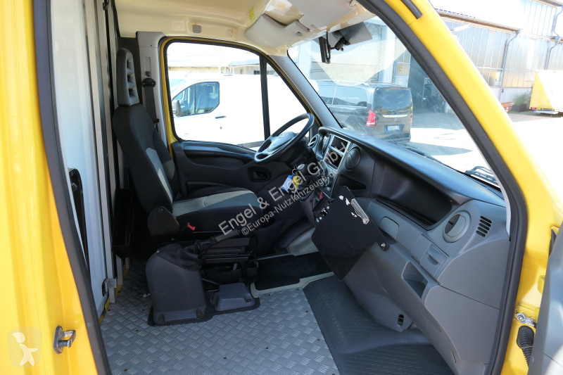 Furgoneta Iveco Daily 35 S11 C30C AUTOMATIK...