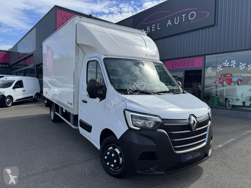 Véhicule utilitaire Renault 2.3