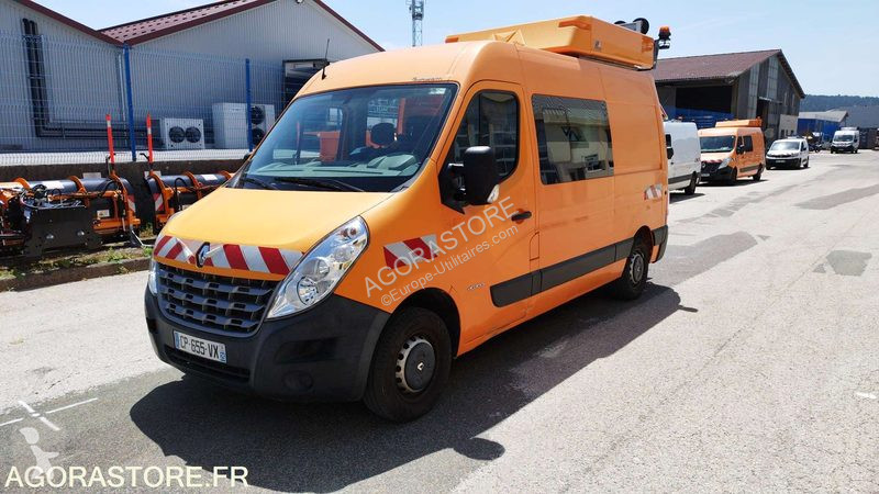 عربة نفعية Renault MASTER