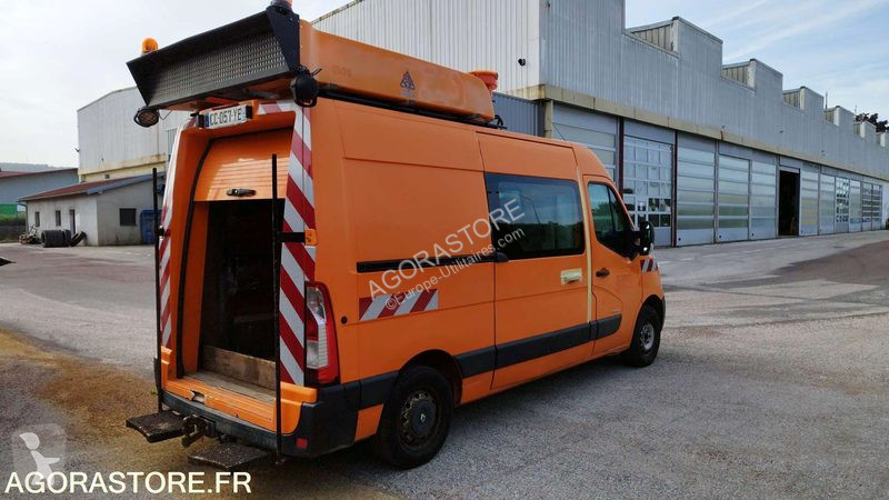عربة نفعية Renault MASTER