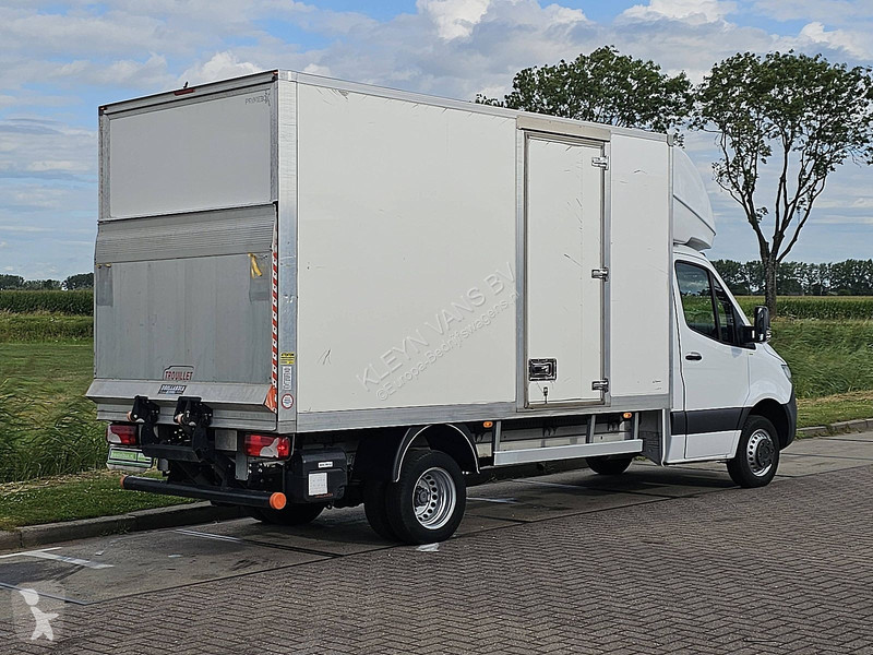 عربة نفعية Mercedes 515 Bakwagen Laadklep!