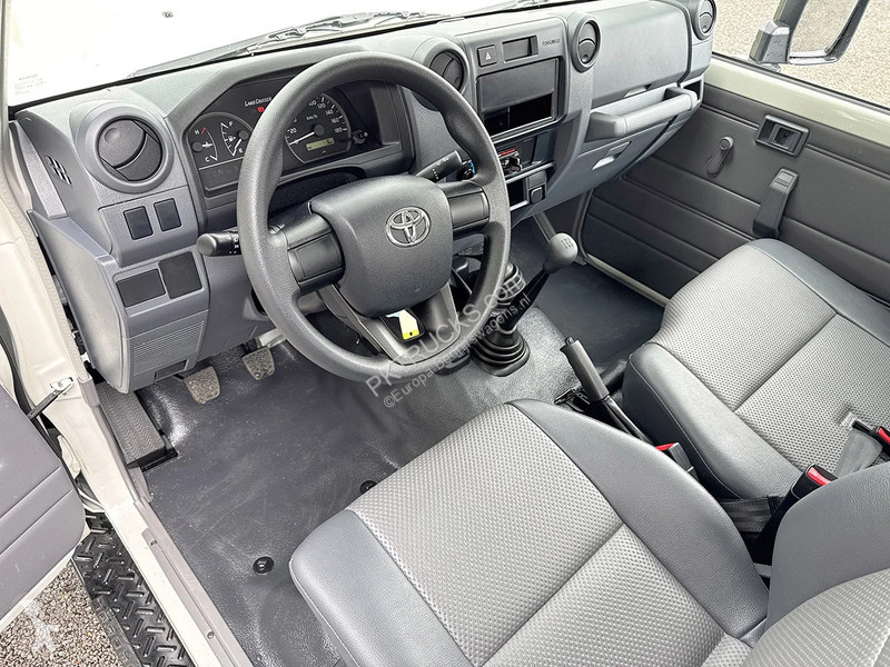 Veicolo commerciale Toyota HZJ79 Single Cab...