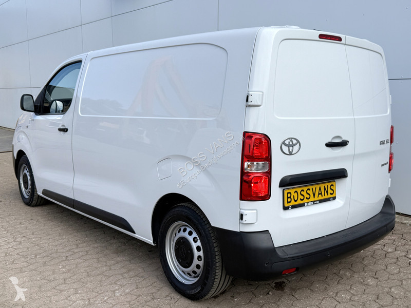Furgoneta Toyota Electric 75kWh L1 348km WLTP...