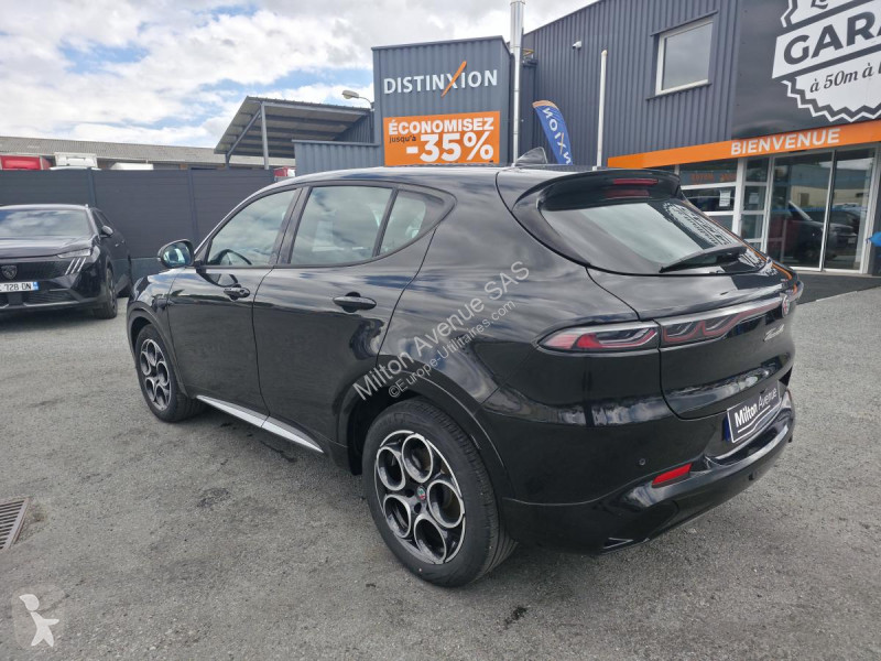 Véhicule utilitaire Alfa-Roméo TONALE 1.5 mHEV...
