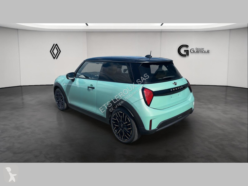 Samochód dostawczy Mini COOPER F66