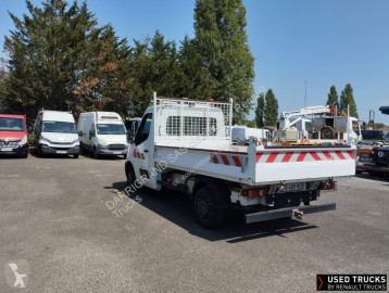 Utilitaire benne Renault