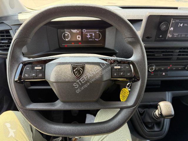 عربة نفعية Peugeot EXPERT 2.0 BLUE HDI 140CV L2H1