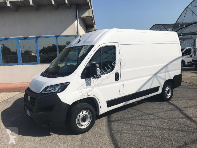 عربة نفعية Fiat Ducato 33 MH2 2.2 mjt3 120cv...