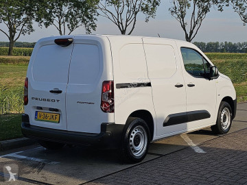 Furgon dostawczy Peugeot