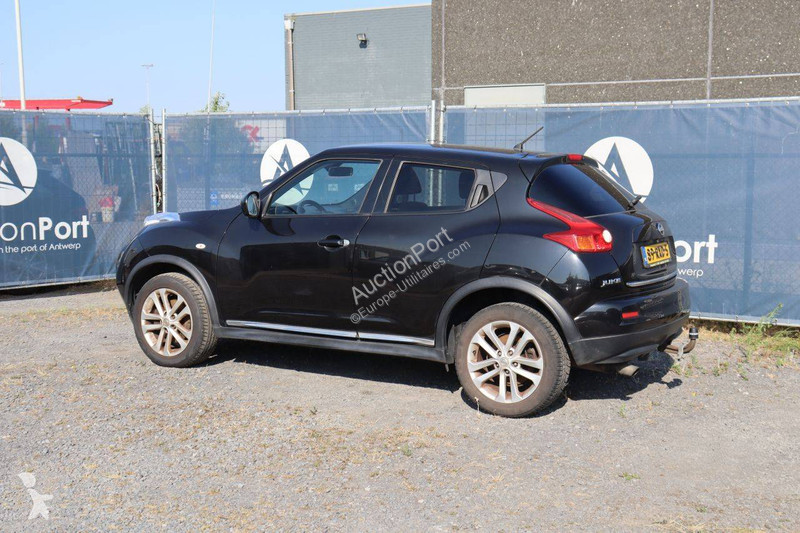Autoutilitară Nissan