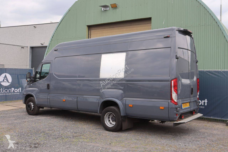 Furgoneta Iveco 70C18