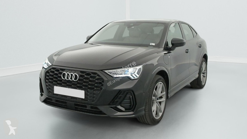Véhicule utilitaire Audi Q3