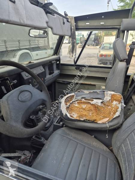 Samochód dostawczy Land Rover