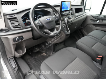 Furgon dostawczy Ford