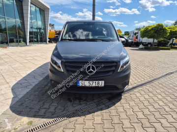 Vehículo comercial Mercedes