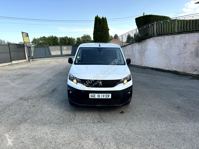Furgoneta Peugeot Standard 1000KG Bluehdi 100...
