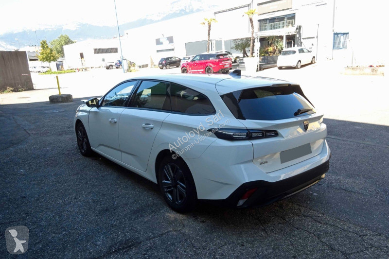 عربة نفعية Peugeot BREAK 1,5 HDI 131