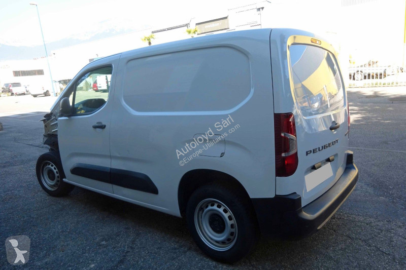 Véhicule utilitaire Peugeot PARTNER 1,5 HDI 100
