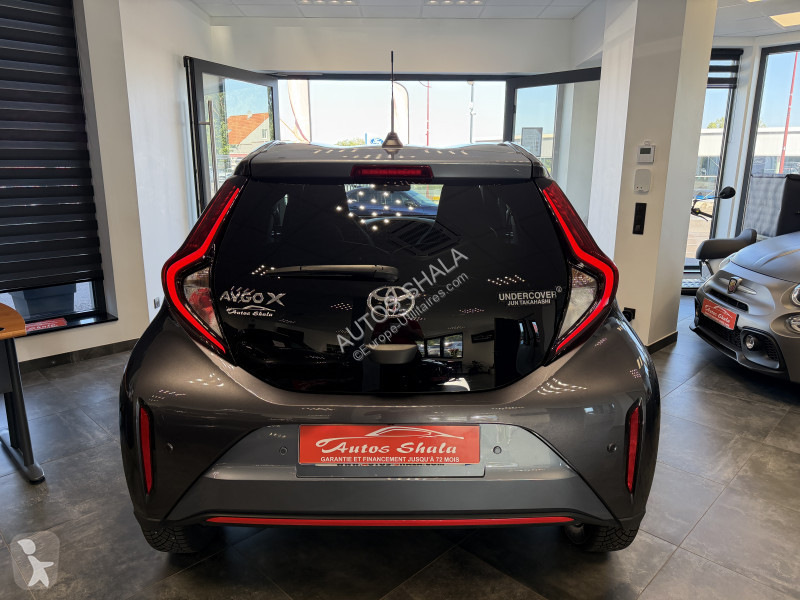 عربة نفعية Toyota AYGO X 1.0 VVT-I 72CH...
