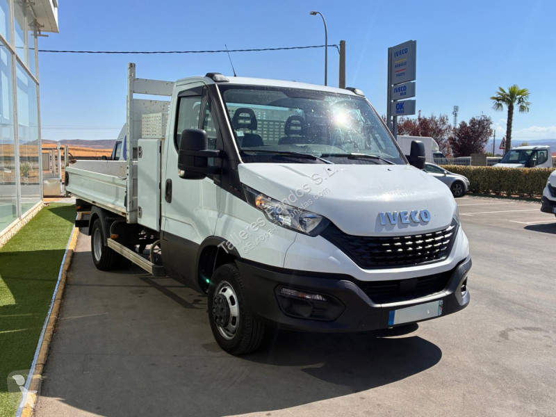 Furgoneta Iveco  35C16 3.0 CAJA BASCULANTE