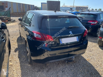 Osobowy Peugeot