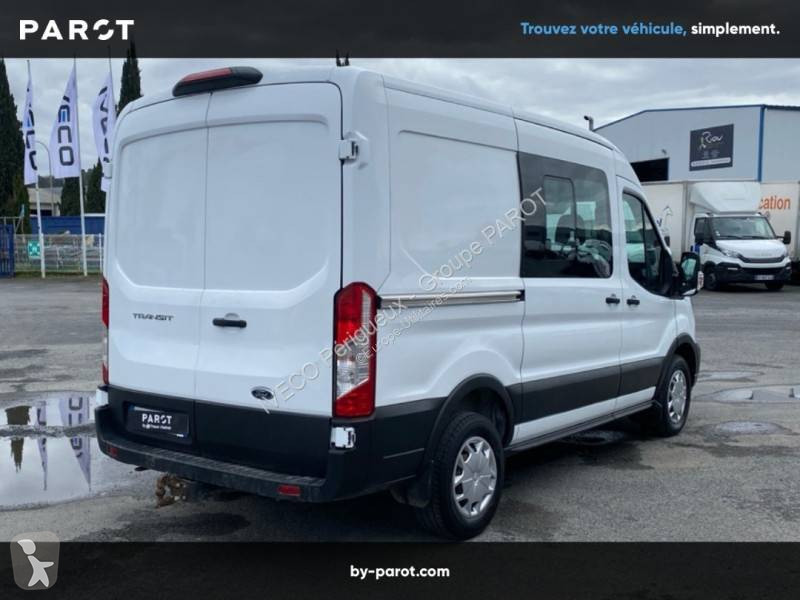 Véhicule utilitaire Ford