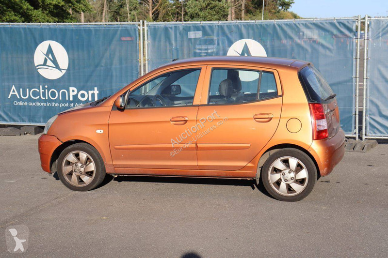 Samochód dostawczy KIA EX