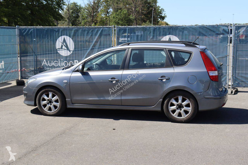 Samochód dostawczy Hyundai  I30CW