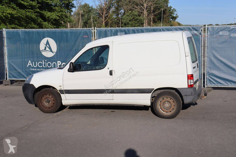 Véhicule utilitaire Peugeot