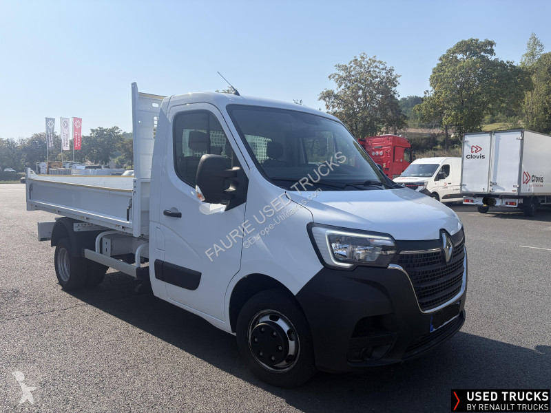 عربة نفعية Renault