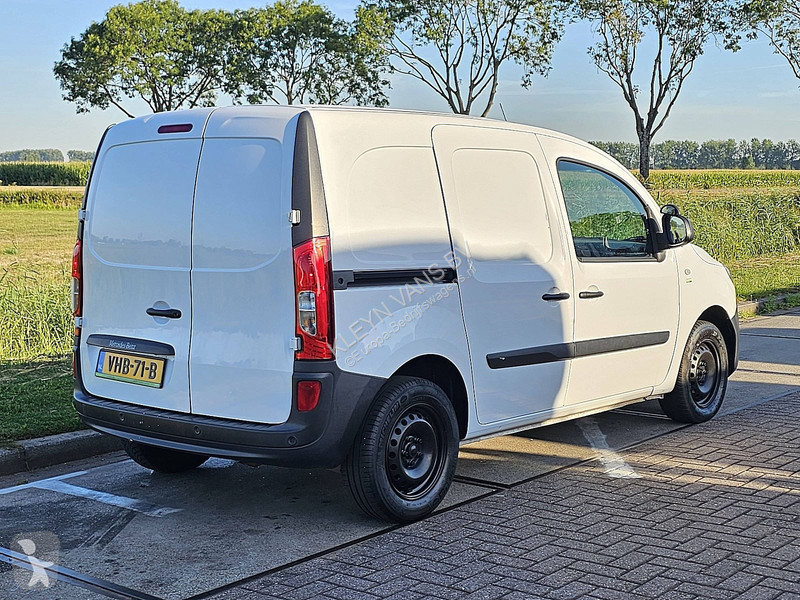 عربة نفعية Mercedes 108 CDI LONG Navi Airco NAP!