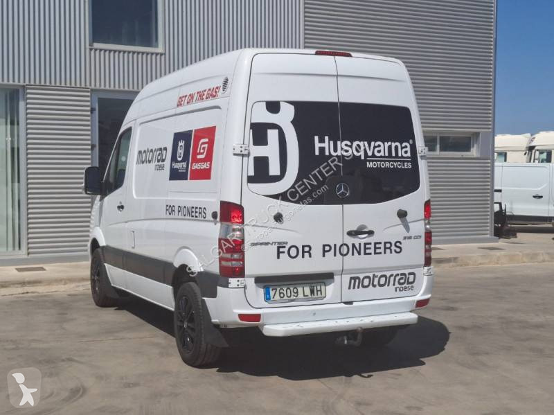 Furgoneta Mercedes