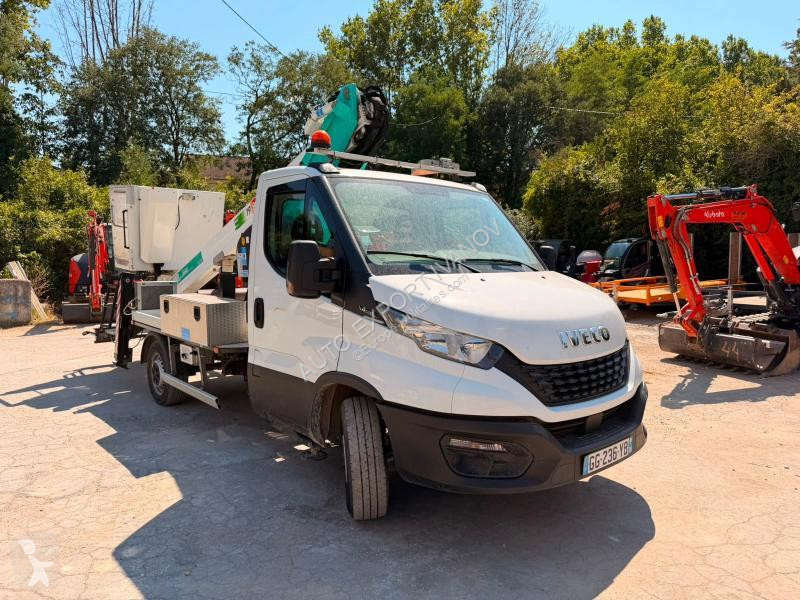 Samochód dostawczy Iveco  35S140