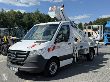 Furgoneta Mercedes
