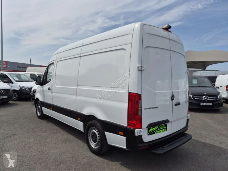 Véhicule utilitaire Mercedes