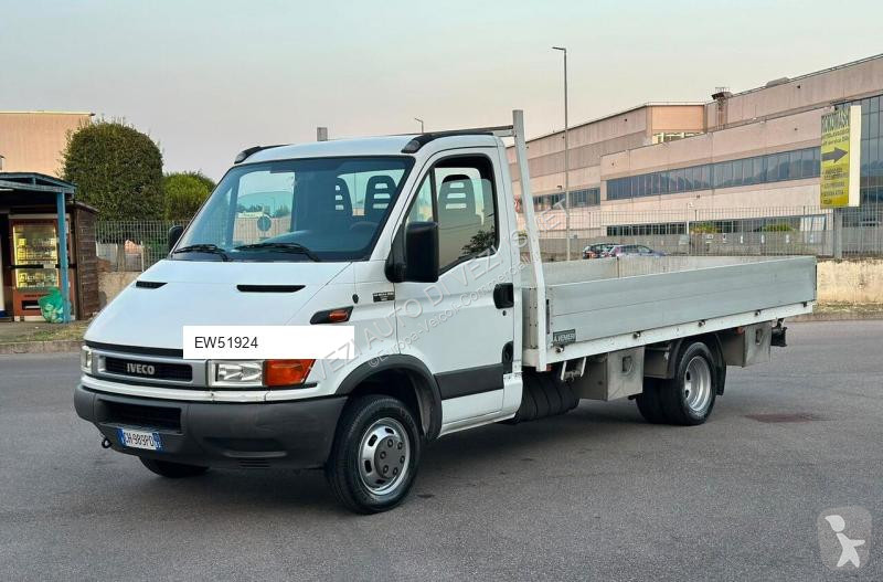 Veicolo commerciale Iveco DAILY MODELLO 35C12...