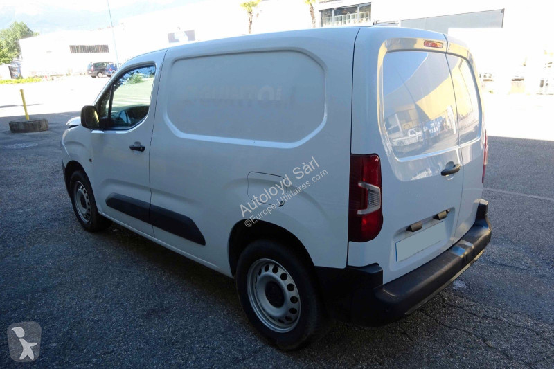 Véhicule utilitaire Peugeot PARTNER 1,5 HDI 100