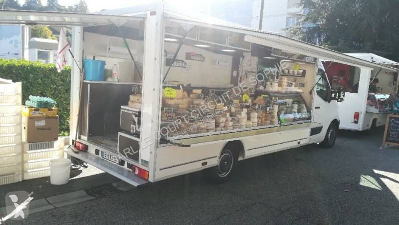 Véhicule utilitaire Renault 125 DCI