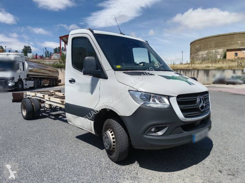 Mercedes  van