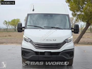 Caja cerrada Iveco nueva