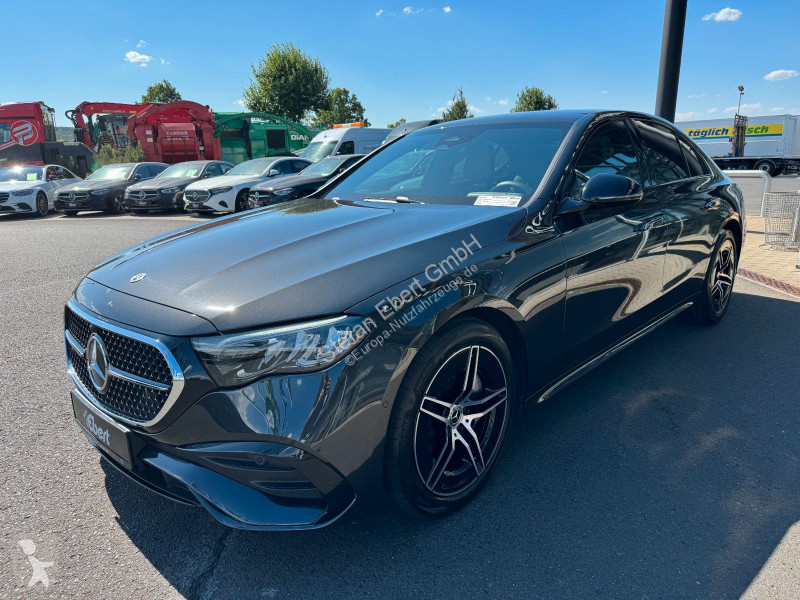 Mercedes E...