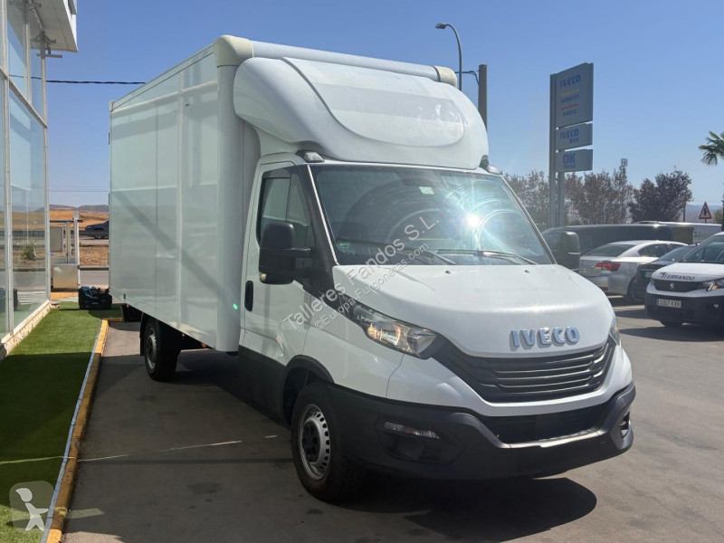 Iveco  35S16 HI-MATIC 20m3 van