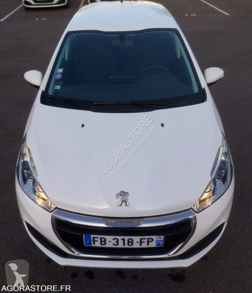 Peugeot 208 van