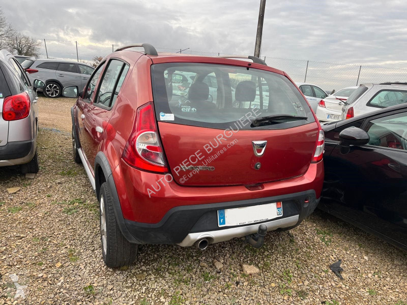 Véhicule utilitaire Dacia 1.5 DCi 90 Stepway /...