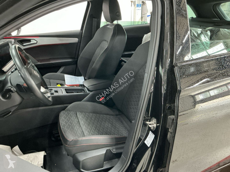 Véhicule utilitaire Seat Sportstourer 1.5 eTSI...