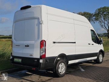 Caja cerrada Ford